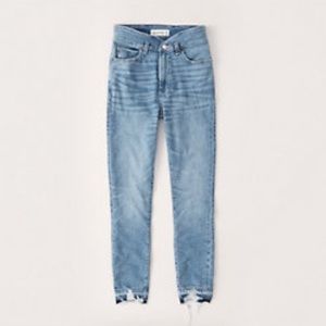 NWT Abercrombie & Fitch Ultra High Rise Super Skinny Ankle Jeans Medium Wash